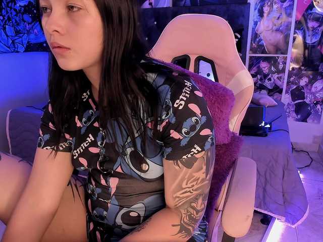 LanaKyutt live cam on BongaCams