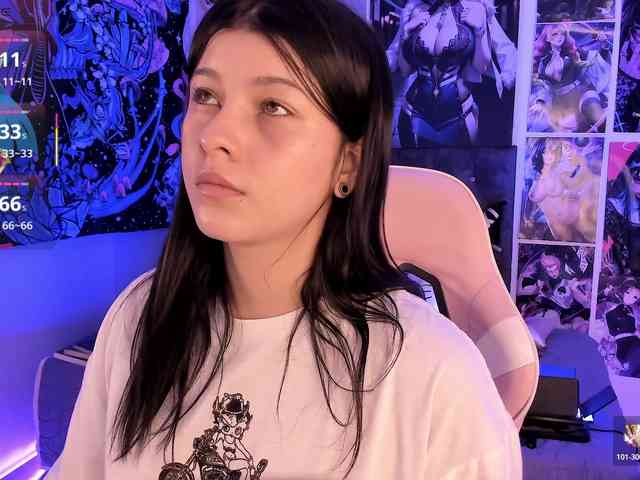 LanaKyutt webcam