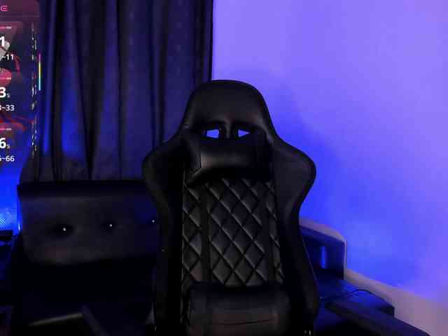LanaKyutt webcam