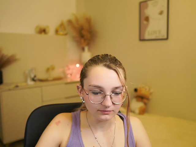 Sophielux18 live cam on BongaCams