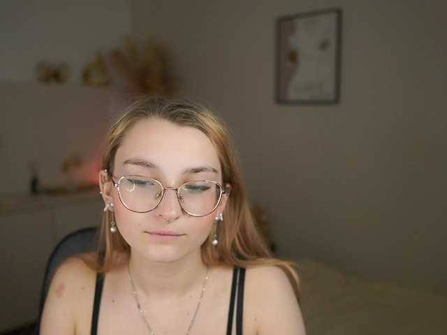 Sophielux18 live cam on BongaCams