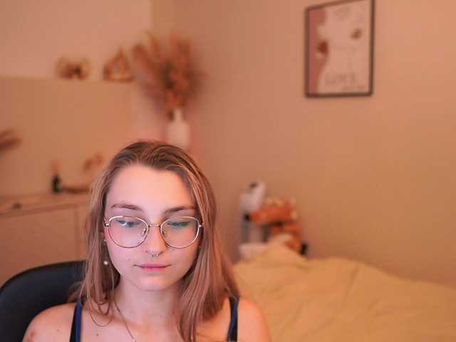 Sophielux18 live cam on BongaCams