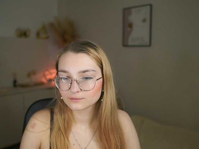 Sophielux18 live cam on BongaCams