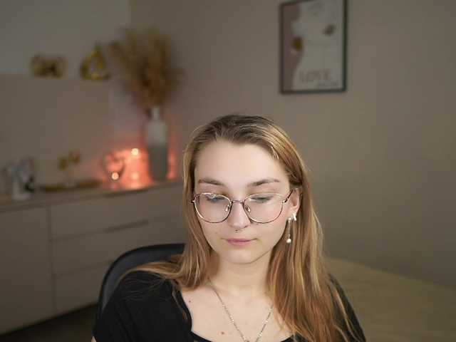 Sophielux18 live cam on BongaCams