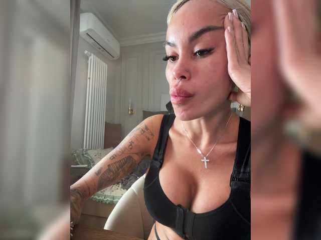 MariaMagdalena live cam on BongaCams