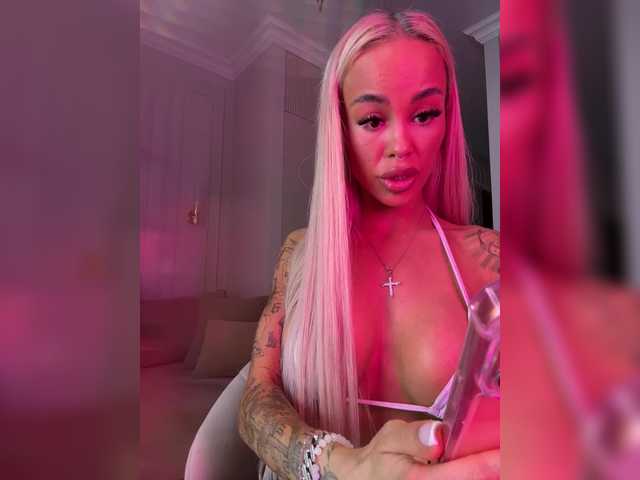 MariaMagdalena live cam on BongaCams