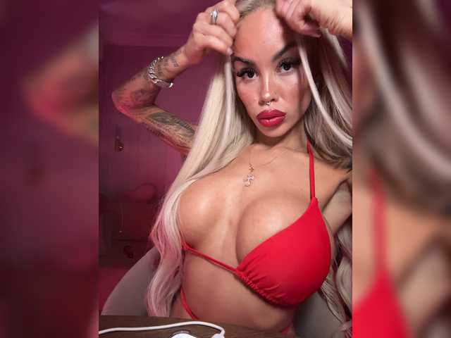 MariaMagdalena live cam on BongaCams