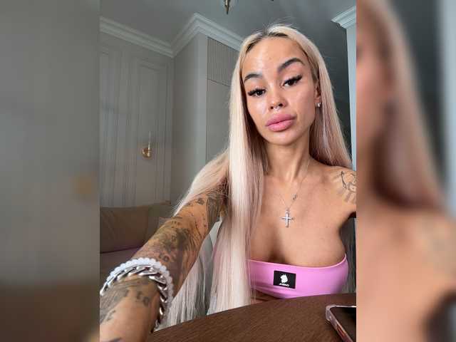 MariaMagdalena live cam on BongaCams