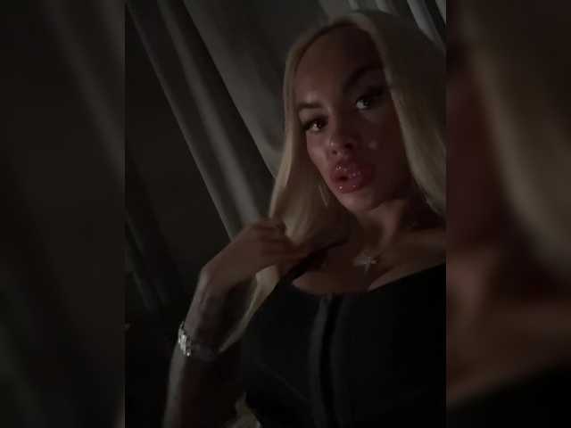 MariaMagdalena live cam on 