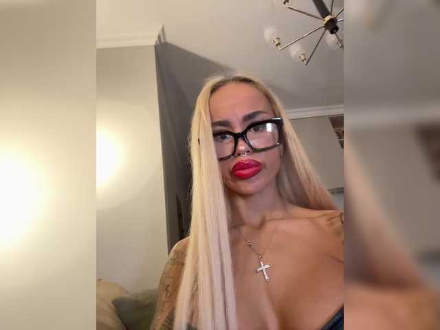 MariaMagdalena live cam on BongaCams