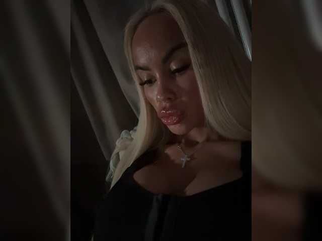 MariaMagdalena live cam on 