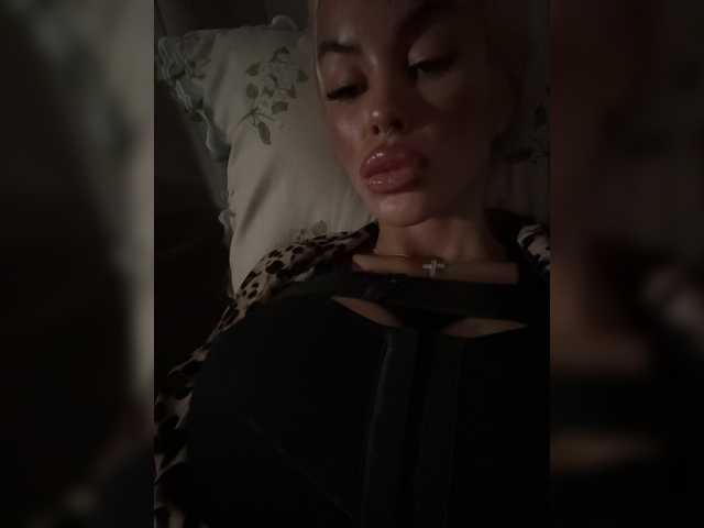MariaMagdalena live cam on BongaCams