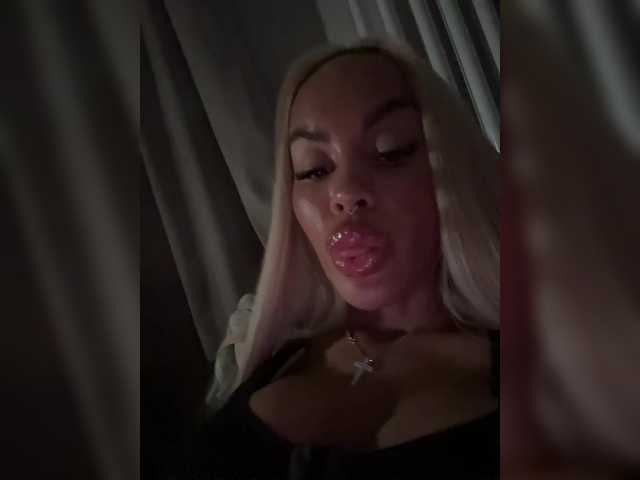 MariaMagdalena live cam on 