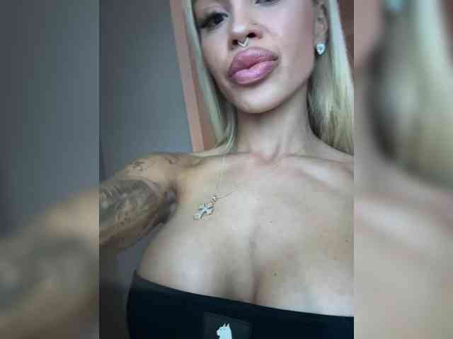 MariaMagdalena Sex Cam Show