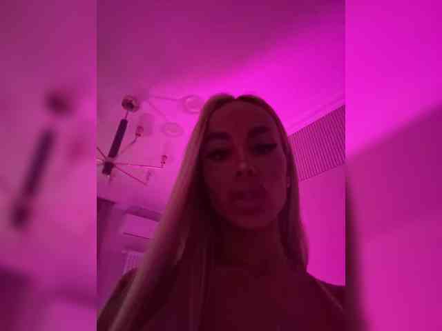 Модель: MariaMagdalena