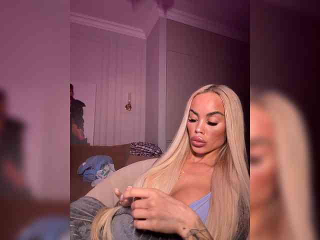MariaMagdalena Sex Cam Show