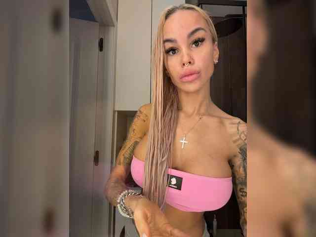 Модель: MariaMagdalena