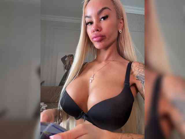 MariaMagdalena Sex Cam Show