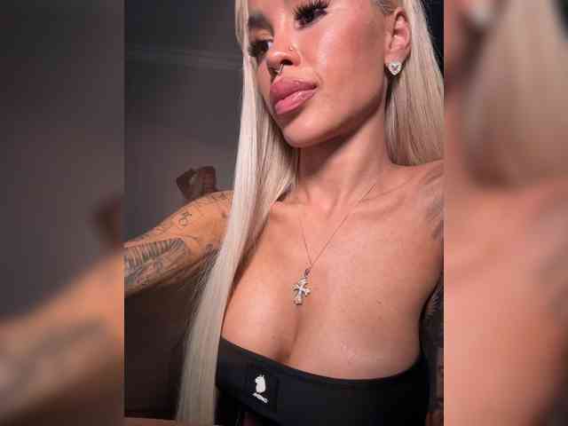 MariaMagdalena Sex Cam Show