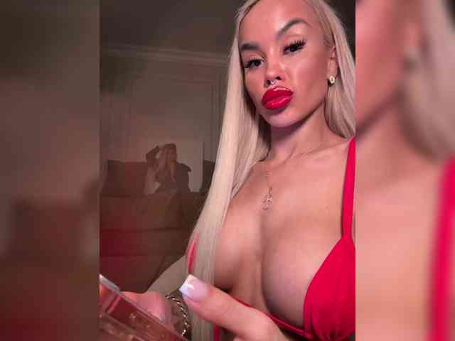 MariaMagdalena Sex Cam Show
