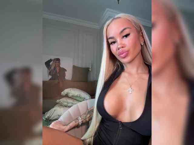 MariaMagdalena Sex Cam Show