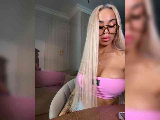 Модель: MariaMagdalena