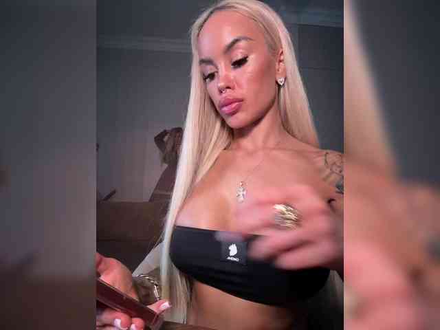 MariaMagdalena Sex Cam Show