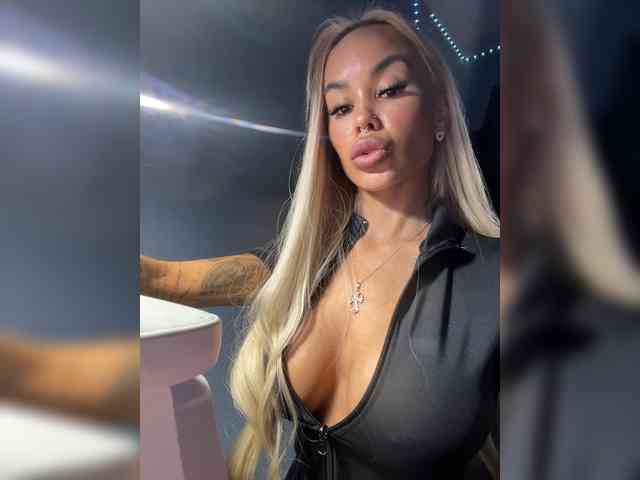 MariaMagdalena Sex Cam Show
