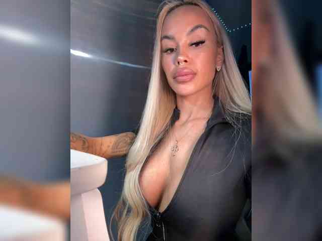 MariaMagdalena Sex Cam Show