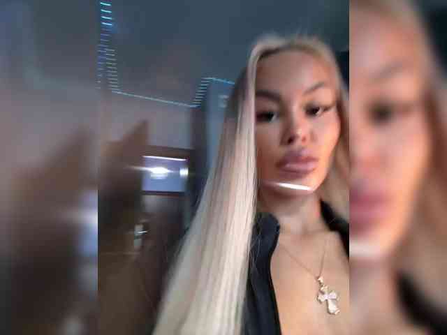 MariaMagdalena Sex Cam Show