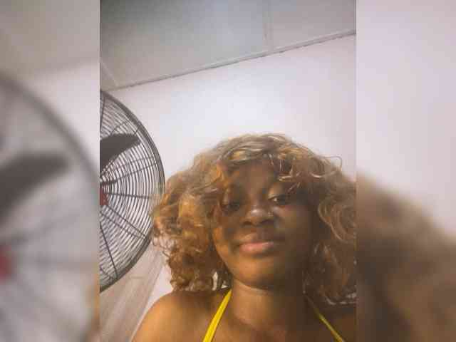 Creamybaby6 webcam