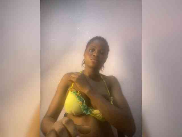 Creamybaby6 webcam