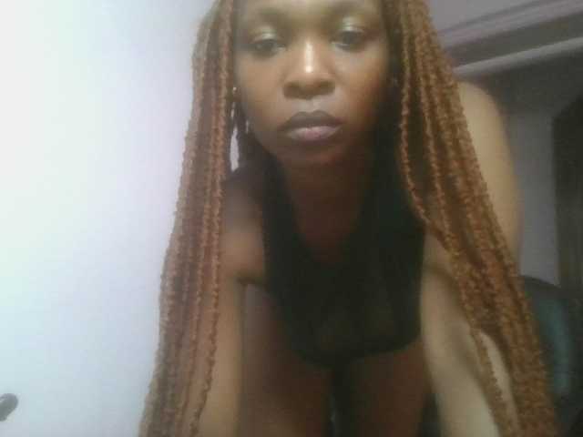 nudevelvet live cam on BongaCams