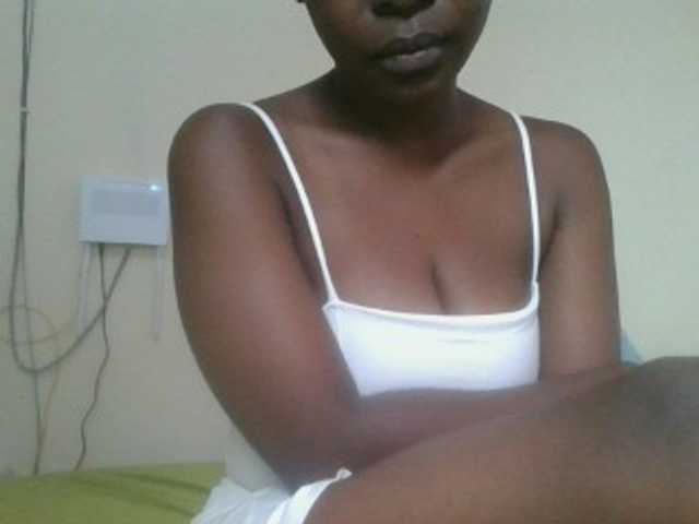 nudevelvet live cam on BongaCams