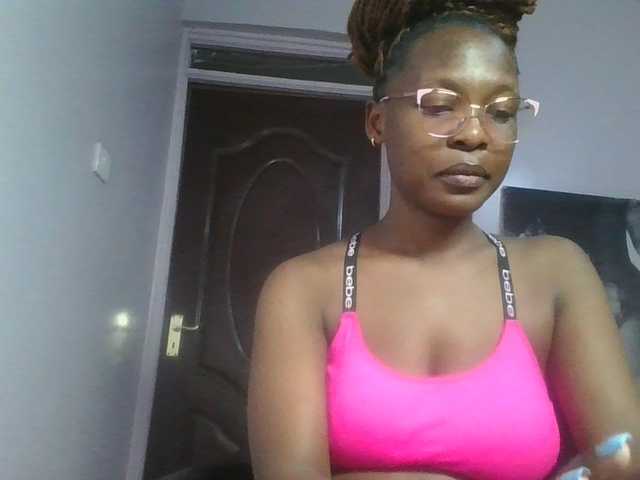 nudevelvet live webcam show