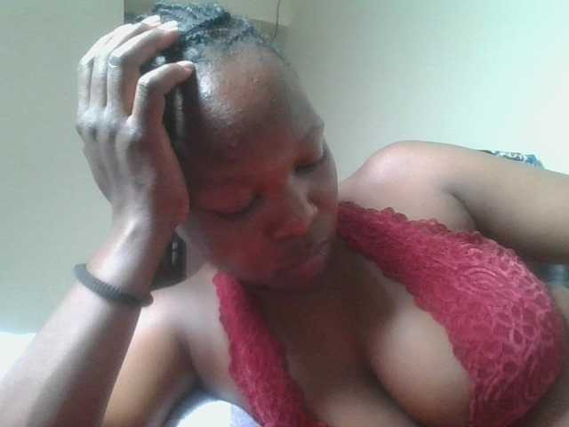 nudevelvet live cam on BongaCams