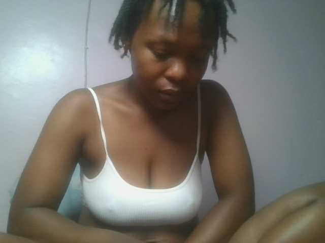 nudevelvet live cam on BongaCams