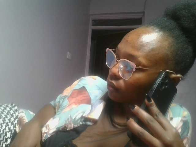 nudevelvet live cam on BongaCams