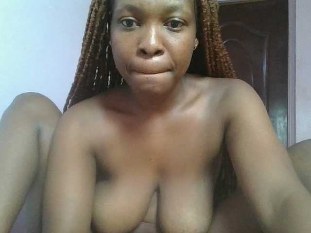 nudevelvet live webcam show