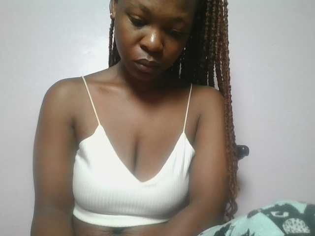 nudevelvet live webcam show