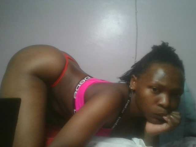 nudevelvet live cam on BongaCams