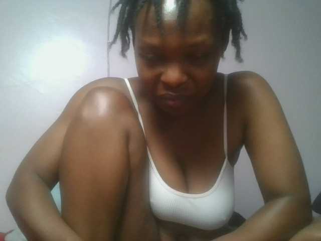 nudevelvet live cam on BongaCams