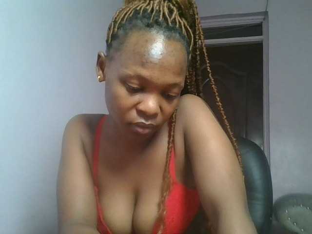 nudevelvet live webcam show
