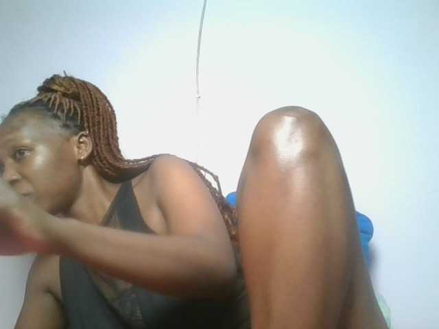 nudevelvet live cam on BongaCams