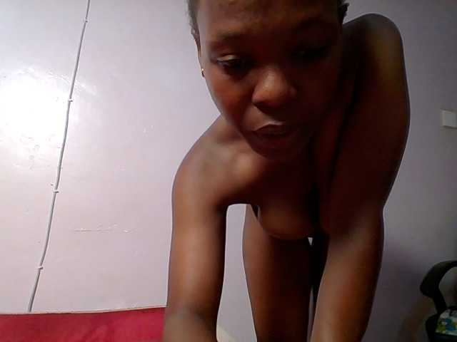 nudevelvet live cam on BongaCams