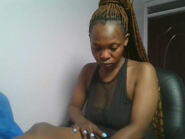 nudevelvet live cam on BongaCams