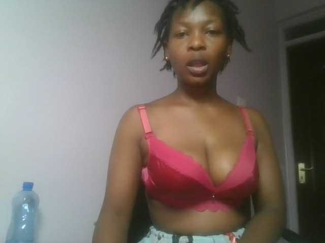 nudevelvet live cam on BongaCams