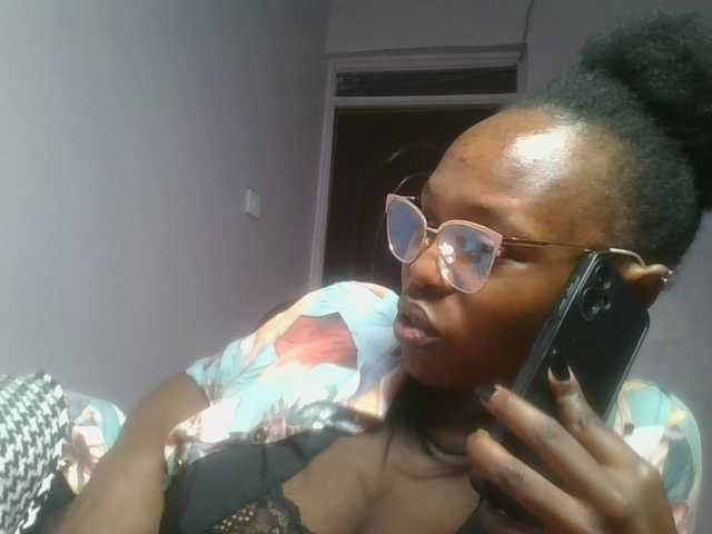 nudevelvet live cam on BongaCams