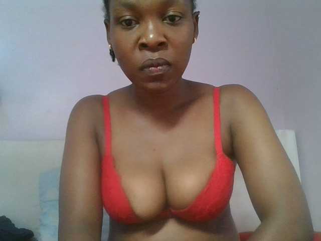 nudevelvet live cam on BongaCams