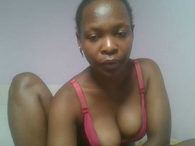 nudevelvet cam belle